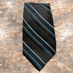 Axcess 100% Silk Men’s Tie